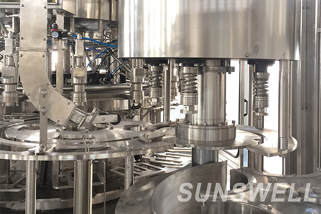 High Accuracy Automatic  Water Filling and Capping Machine 5L Price