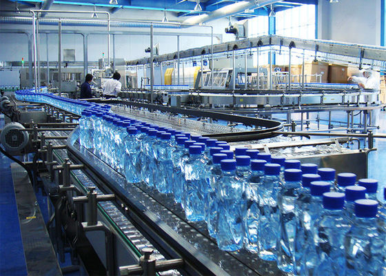 Industrial Mineral o máquinas de llenado de agua espumosos / sistema de línea de llenado de botella PET